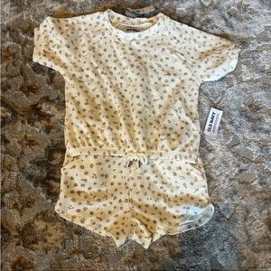 NWT floral old navy outfit